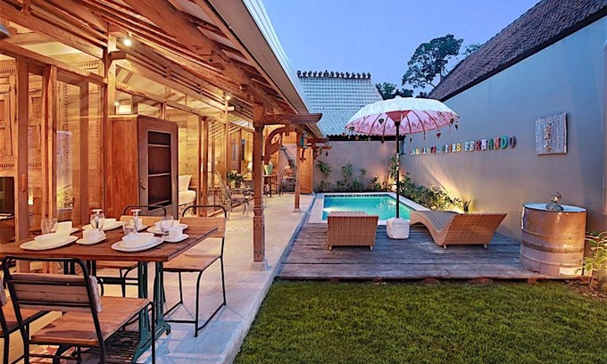 Batubelig Villa | Villa Joglo Batu Belig