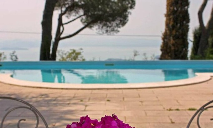 Lisciano Niccone Hotel | Villa la Cima