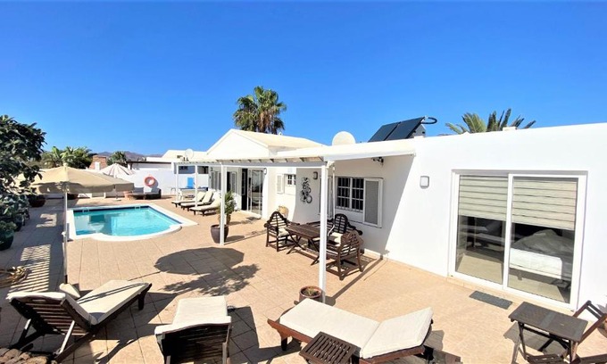 Los Mojones Villa | Villa La Estrella Puerto Del Carmen