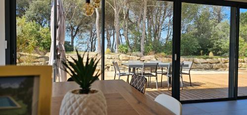 Carpentras House | Villa la Provence, Luxe, Confort et Joie de Vivre