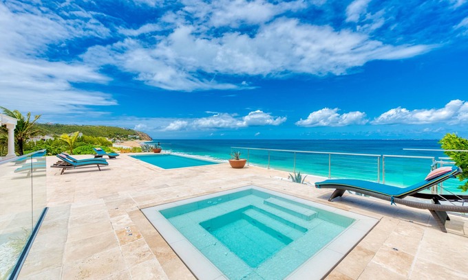 Plum Bay Villa | Villa La Vie en Bleu