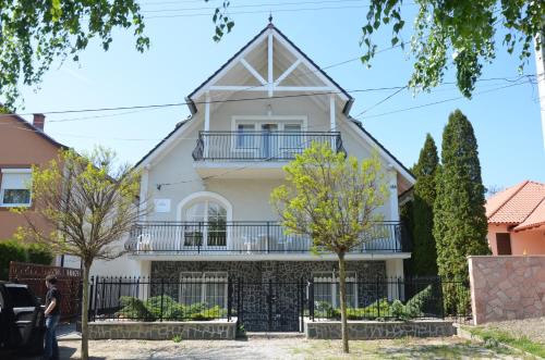 Heviz House | Villa Ladver