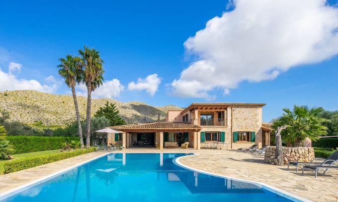Pollensa Villa | Villa Les Oliveres Antonia By SunVillas Mallorca