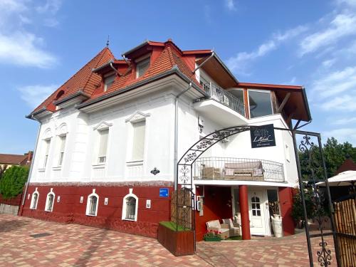 Keszthely House | Villa Lillybeth Garden Rooms