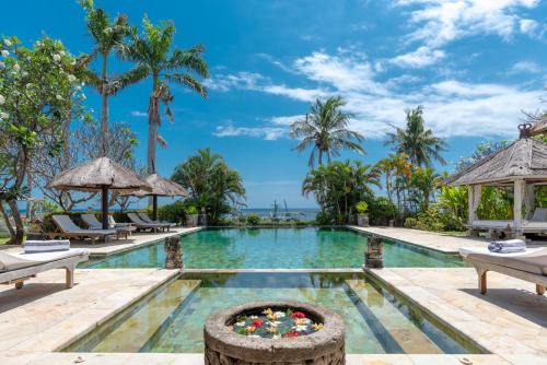 Dencarik Villa | Villa Lotus Dencarik