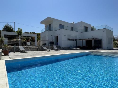Filaki Villa | Villa Maïa