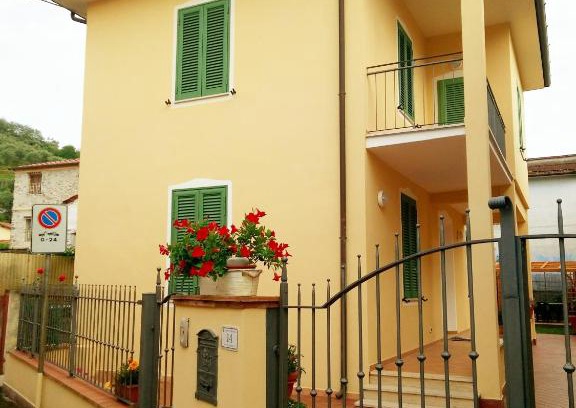 Massarosa Villa | Villa Margherita - Comfort house