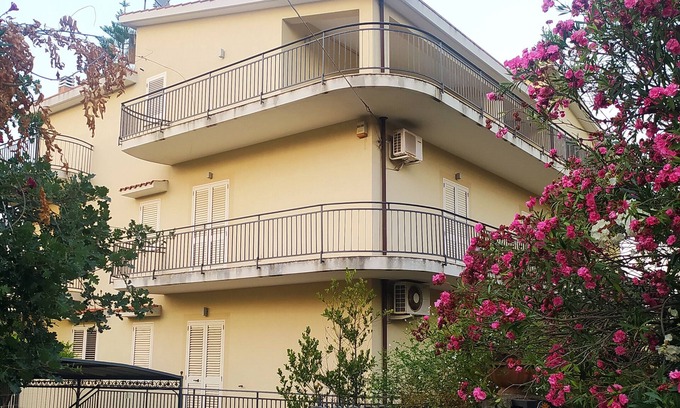 Bovalino Villa | VILLA MARIA - Elegant attic in country villa 2km sea