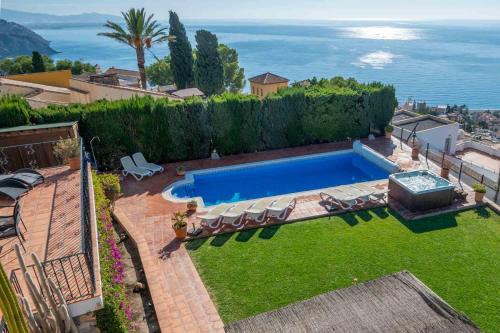 Velilla-Taramay Villa | Villa Mariposa - CTV56V