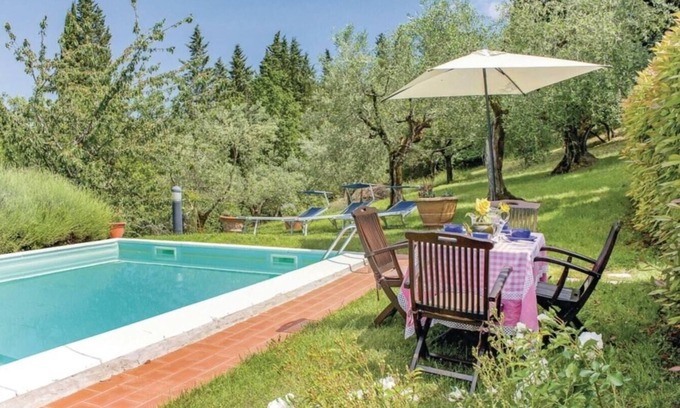 Rignano sull'Arno Apartment | Villa Massimo - Private Tuscan villa swimming pool