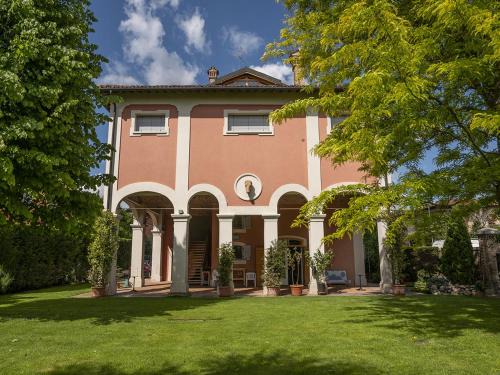 Buon Pastore-Sant'Agnese-San Damaso Bed & Breakfast | Villa Matildis