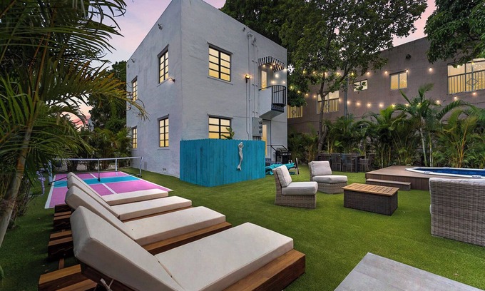 Coral Way Villa | Villa mi Amor | Calle Ocho