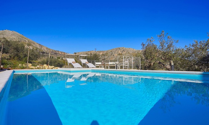Castellammare del Golfo Villa | Villa Montemar