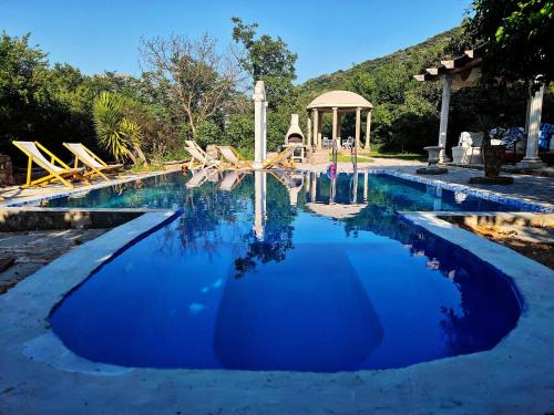 Morinj Villa | Villa Moon Bay