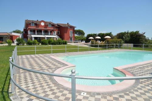 Altopascio Hotel | Villa Nadar