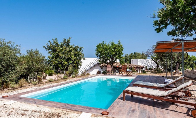 Noto Villa | Villa Noto Syracuse | Baroque Charm in Sicily | Stunning Sea Views | Near.