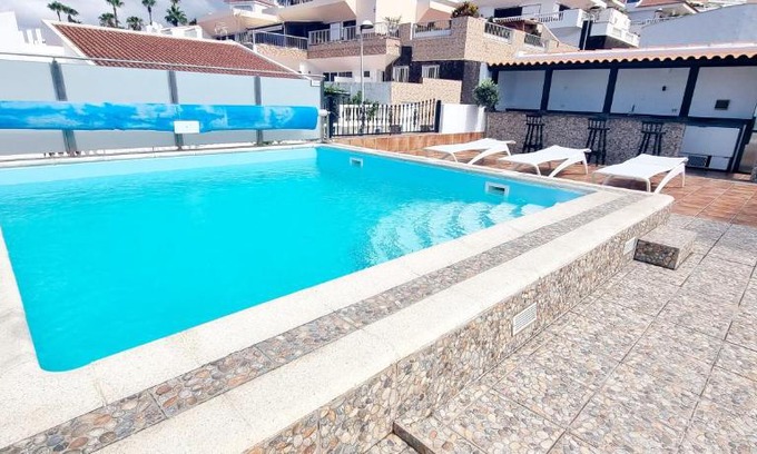 San Eugenio Villa | Villa Oleandra