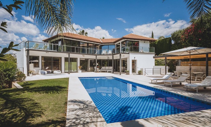 Nueva Andalucia Villa | Villa Orion - 4 Bed Family Villa In Golf Valley!