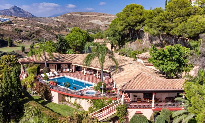 New Golden Mile Villa | Villa Palm Ridge - An extraordinary 9-bed Estate!