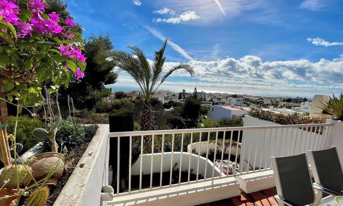 Nerja House | Villa ParaisoBlanco, MaisonJaken