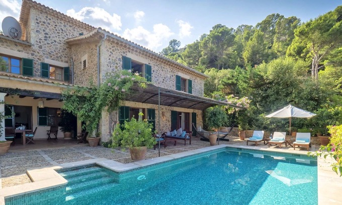 Deia Villa | Villa Picassa with sea view