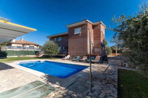 Brunete Villa | Villa Pilara - Brunete