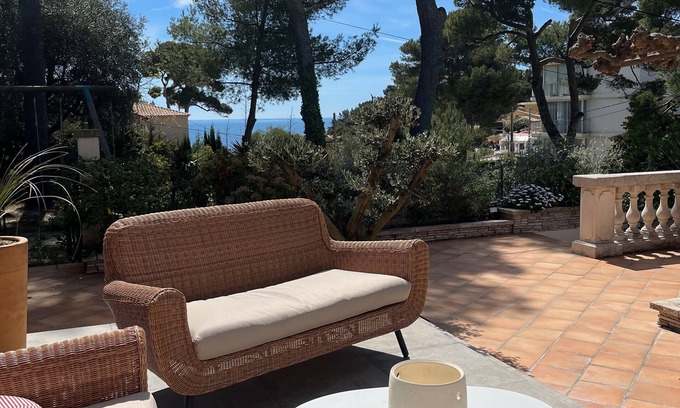 Carry-le-Rouet Villa | Villa + Piscine à 92 pas de L'eau