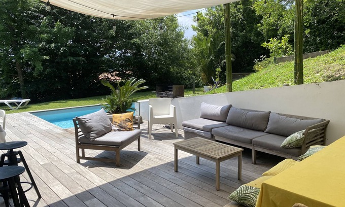 Saint-Jean-de-Luz Villa | Villa: Piscine, Proche Centre & Mer