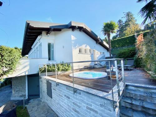 Porto Valtravaglia House | Villa Poseidon