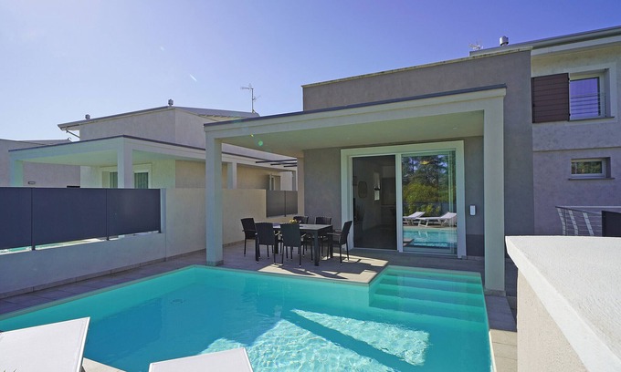 San Benedetto di Lugana Villa | Villa Prestige 21 with pool