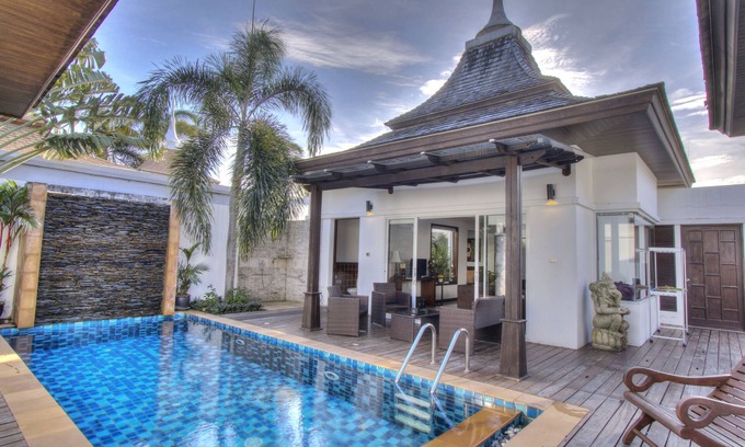 Rawai Villa | VILLA PRIVATE POOL - 2CH 2 bathrooms - 4/6 P Almost all Beaches -
