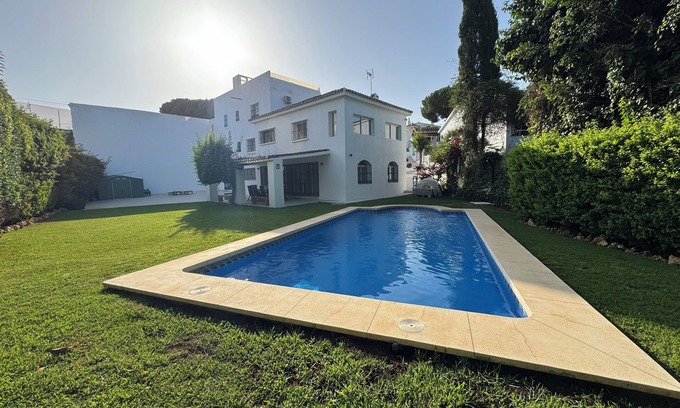 Elviria Villa | Villa Qi, a gorgeous fully renovated villa - 5 ensuite bedrooms.