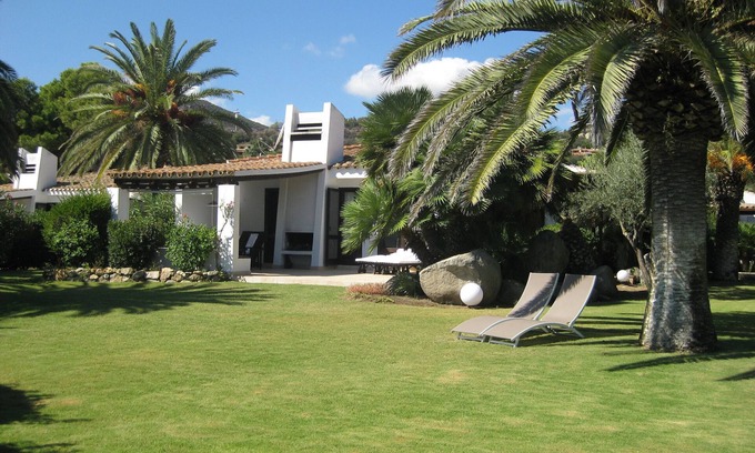 Costa Rei Villa | Villa 'Quattro' with Sea View, Wi-Fi and Air Conditioning