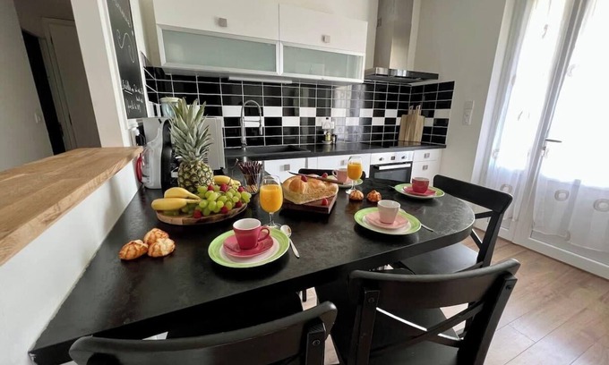 Brive-la-Gaillarde House | Villa Quintel -Proche gare & centre -Jardin/Balcon