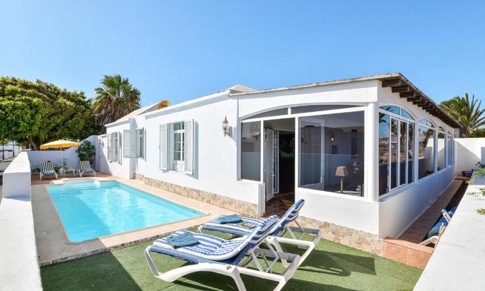 Matagorda Villa | Villa Rústica con piscina privada
