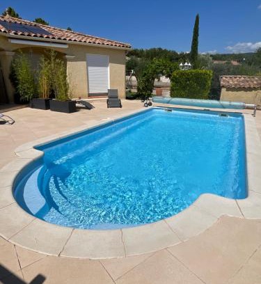 Regusse House | Villa Raphaël