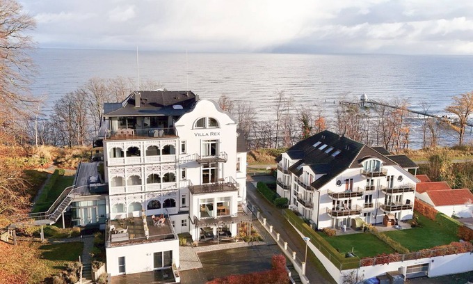 Moenchgut Peninsula Apartment | Villa Rex Shell