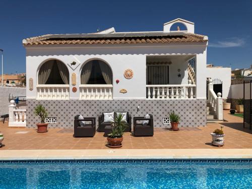 Pujaire Villa | Villa Rosa