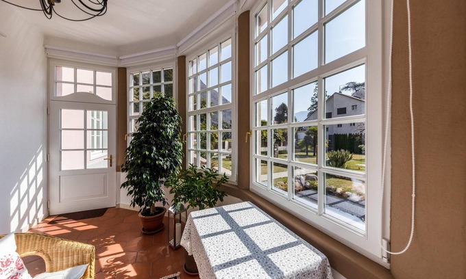 Old Town Villa | Villa 'Runkelstein' with Mountain View and Garden in a beautiful location