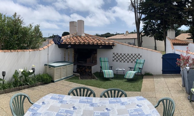 Saint-Jean-de-Monts House | Villa Saint-Jean-de-Monts, 2 bedrooms, 6 persons