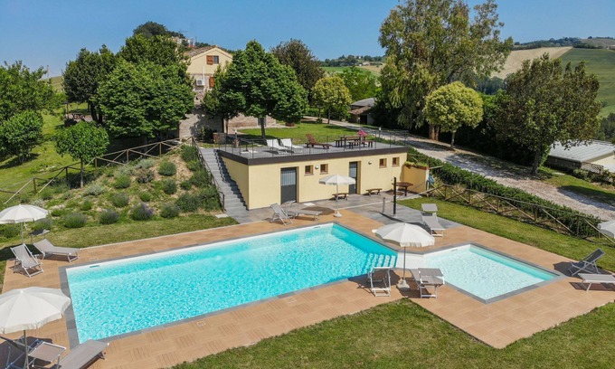Fermo Villa | Villa Soffio with pool in the hills of Fermo, only 20 minutes from the Adriatic coast.