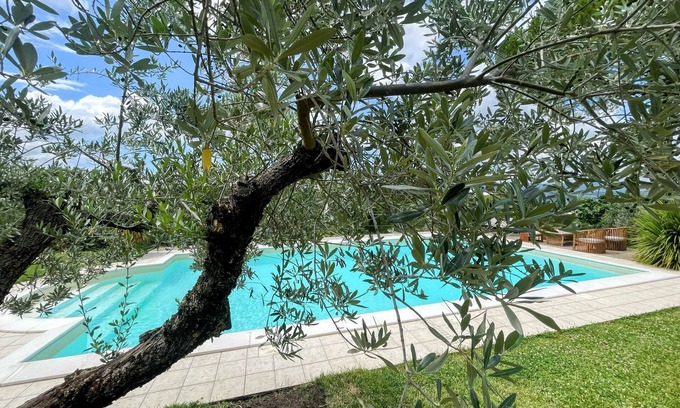 Pietrauta Villa | Villa Sole Vino/exc pool/slps 12 adults + children. Central location. Wow views!
