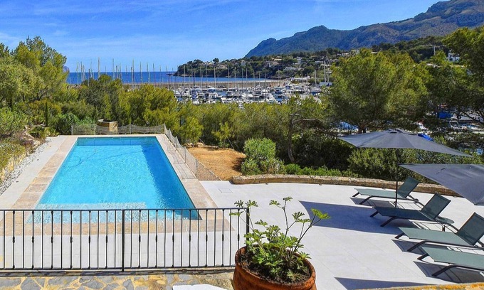 Mal Pas-Bon Aire Villa | Villa 'Son Fiol' with Sea View, Wi-Fi and Air Conditioning