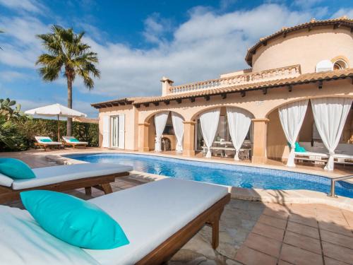 Son Serra de Marina Villa | Villa Son Serra, Pool and Chill Out close to the beach