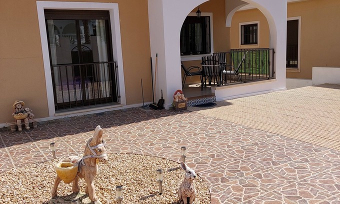 Quesada Villa | VILLA SUNRISE Detached Villa with Private Pool and Wi-Fi