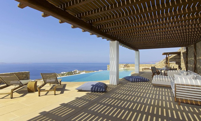 Houlakia House | Villa Theo Unique Sunset Views Large Heated Pool