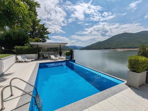 Vardar Region Apartment | Villa Tikvesh Lake