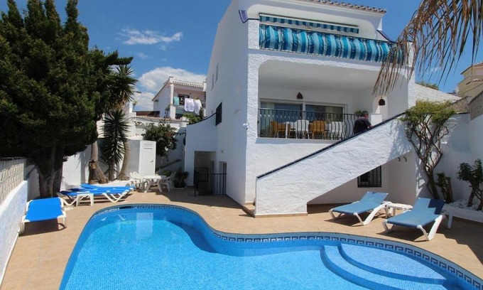Nerja Villa | Villa Topping