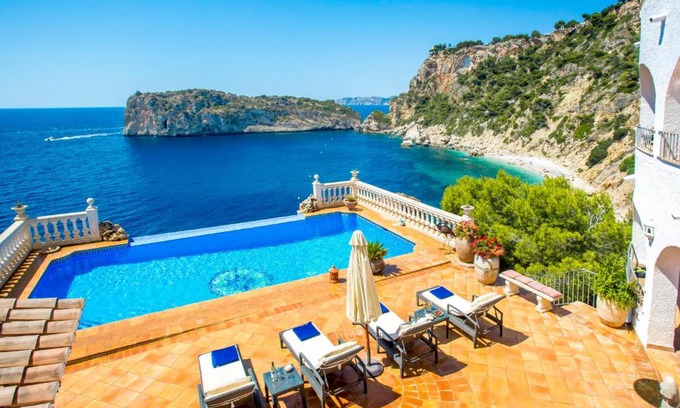 Cap de la Nau Villa | Villa Villa El Paraiso al Mar Ambolo by Interhome