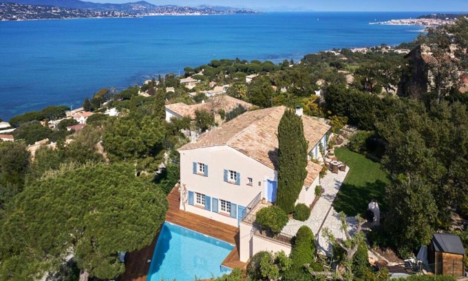 Cote d'Azur- French Riviera Villa | Villa with a magic view of Bay of Saint Tropez